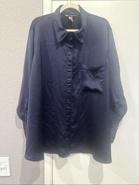H&M Navy Blue Satin Button-down long sleeve blouse